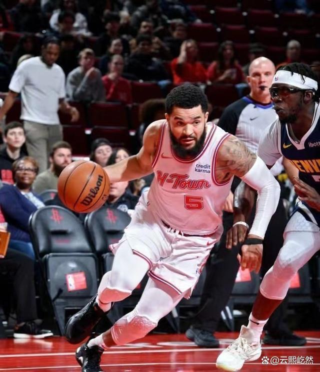 芬兰队狂胜对手，崭露头角成为黑马