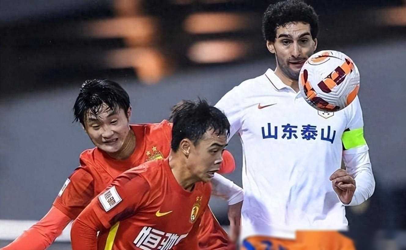 包含鲁能队战术调整:全新阵容迎战对手!的词条 包含鲁能队战术调整:全新阵容迎战对手!的词条