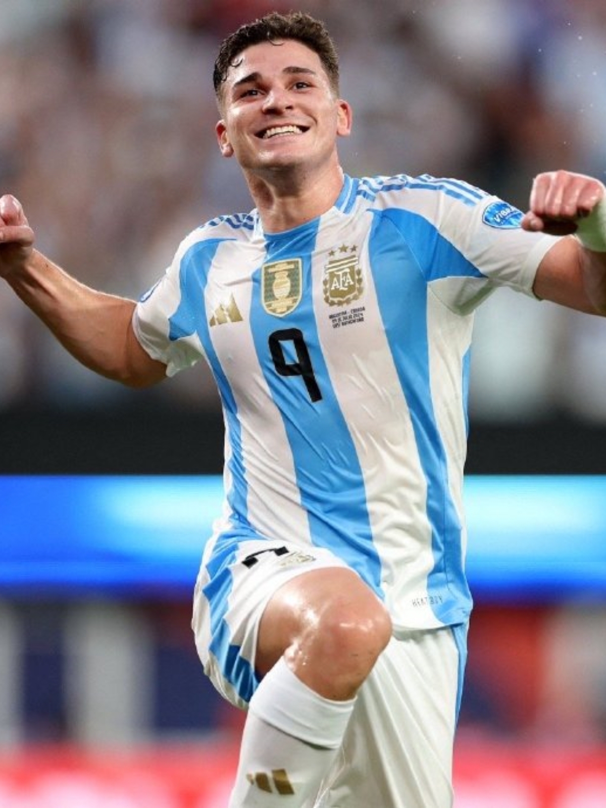 阿根廷运动员突围,斩获金牌 阿根廷运动员突围,斩获金牌